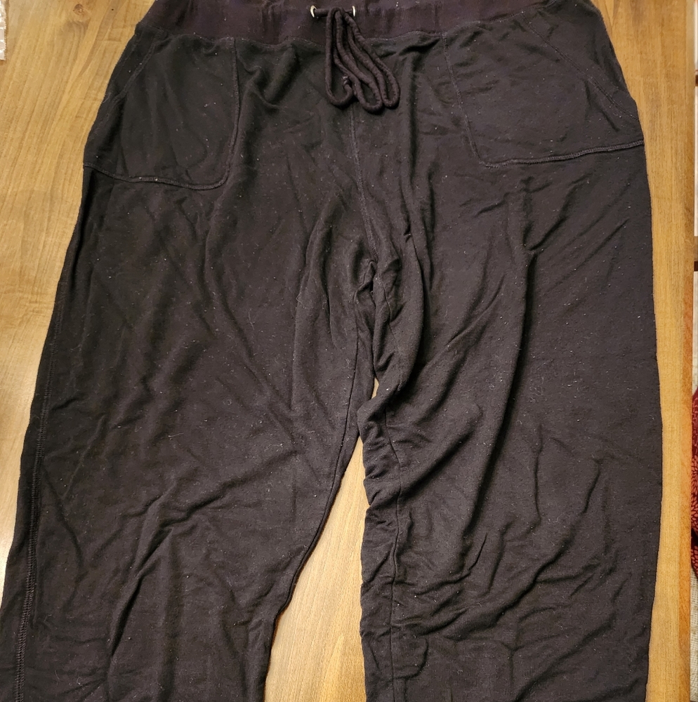 Liz Claiborne Weekend Joggers size L